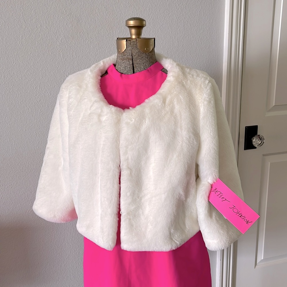 BETSEY JOHNSON Faux Fur Jacket Shrug | So soft and fluffy! | NEW! | Size L